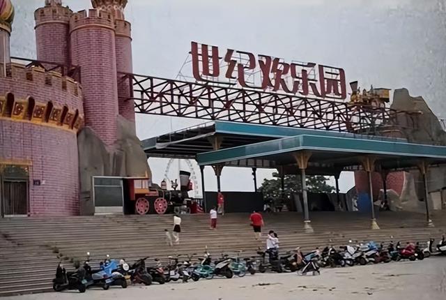 7家4A、3家5A接连破产！那些年宰客的景区，终于割不动游客了
