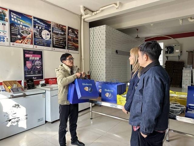 【外眼看云南】从雪山到蓝莓园：一场跨越千里的“胞波”暖冬行圆满结束