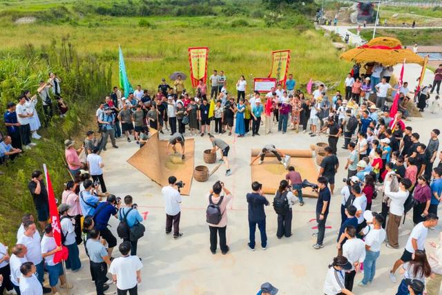 秋色如画人气旺！明月山秋季旅游市场持续升温！