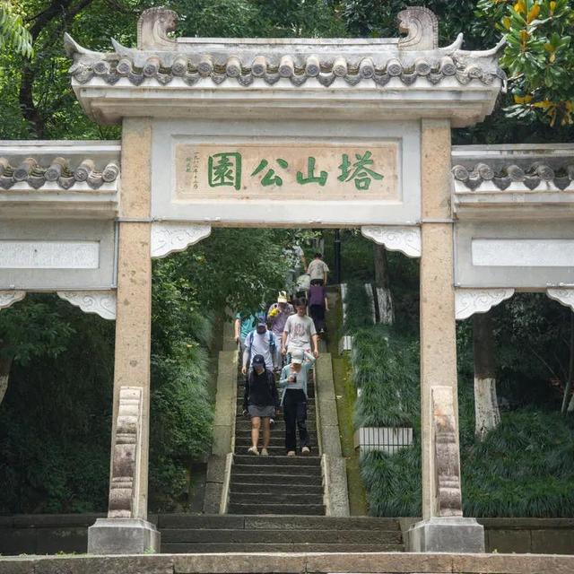 比国清寺还绝的寺庙，打卡黑神话同款，这个秘境小城太宝藏了！
