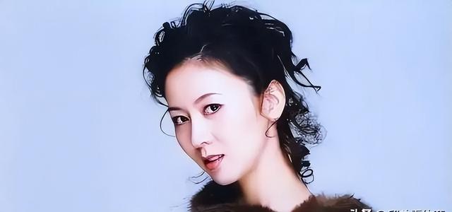 49岁仍单身！曾因“全裸写真”遭全网唾骂，如今她活成了这样！