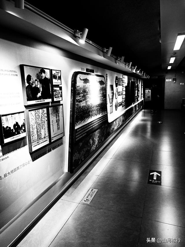 终究是一碗小谭豆花，收留了我失落在人民公园的童年