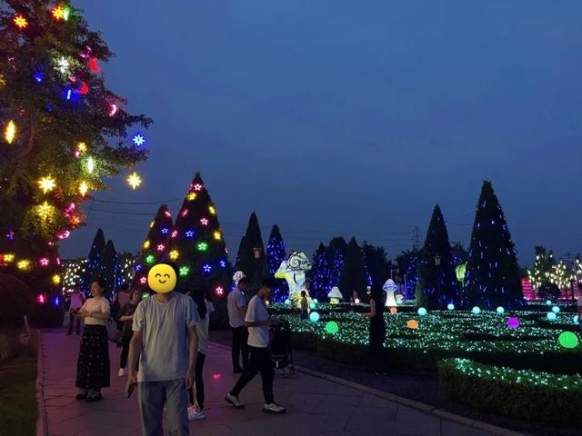 假期结束倒计时！来世界花卉大观园，相约“花火之梦”、苗侗风情巡游！