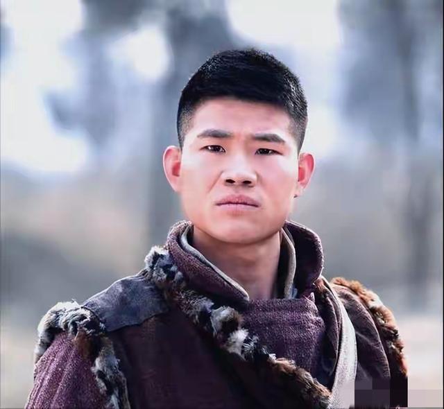“小兵张嘎”谢孟伟被拘留！目无法纪，坑骗老百姓，这次彻底凉凉