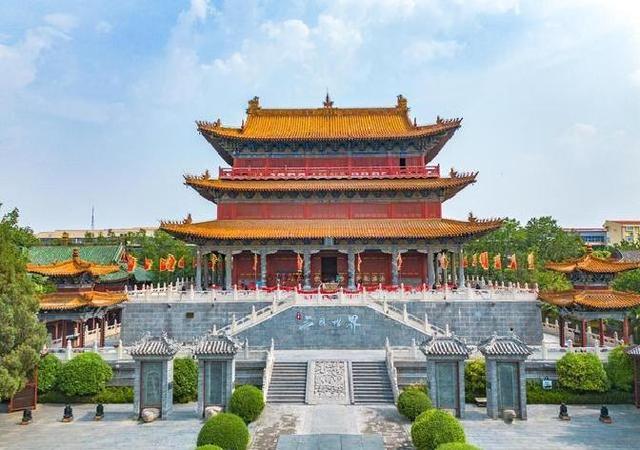 中国河南省五大历史古城：1、商丘古城，2	、许昌古城，3、开封