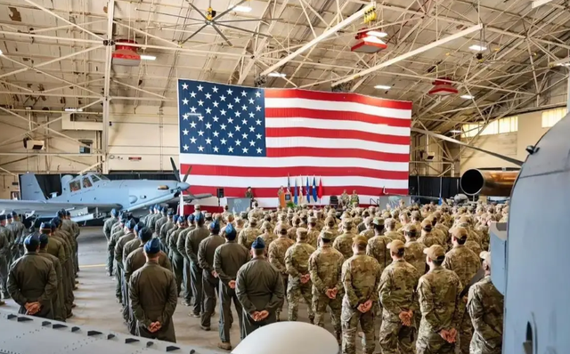 美国公布最新战略：不当世界警察，为了中国，特朗普宁可天下大乱