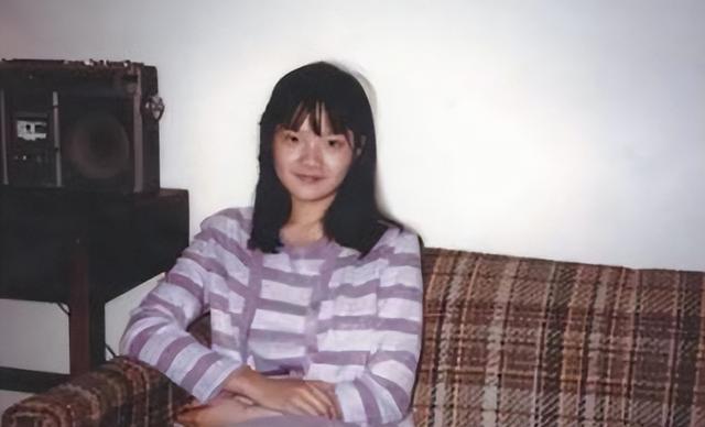 陈凯歌前妻洪晃晒京郊院子，空地上百平，爱马仕被她拍出廉价感