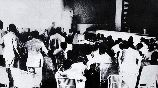 59年，粟裕缺席中央军委会议，毛主席拍案大怒：你们谁有他的本事