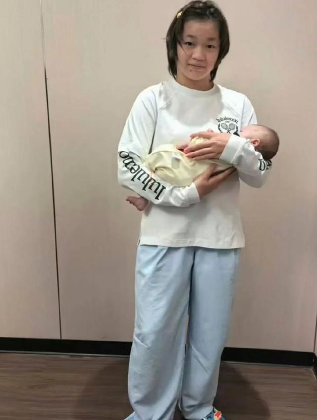 全红婵近照曝光，变瘦“打脸”黑粉，多个教练赞其训练刻苦