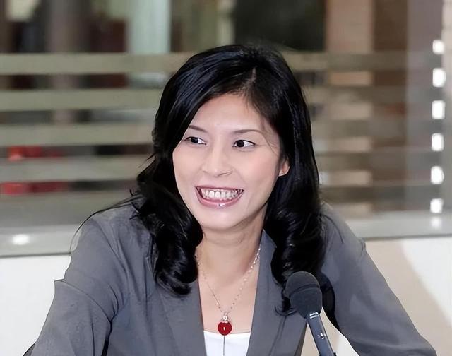 两岸统一已成定局！郑丽文提特殊统一方式，美西方“驻台代表”放下身段	，罕见登门求沟通？