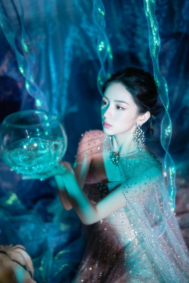 周也 梦幻精灵🧝🏻‍♀️