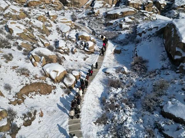 新疆怪石峪的冬天原来是这样！
