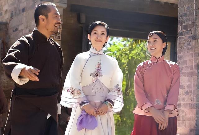 原来他们是夫妻，因戏生情恩爱13年，演完《生万物》，终于火了