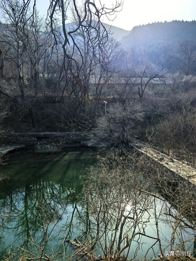 马蹄峪、白云泉、扁石山、雪山徒步小环线