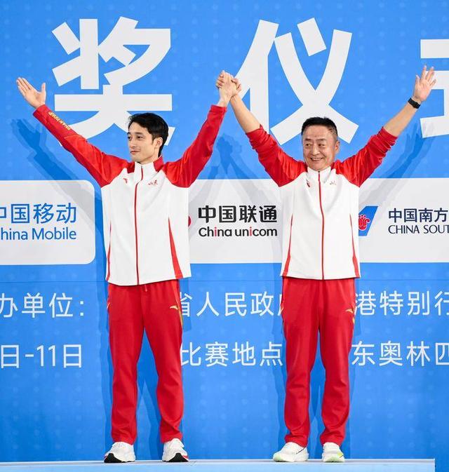 精彩！网友：全运会上世界冠军在争夺全国冠军！陈艺文失误摘铜，练俊杰回归圆满