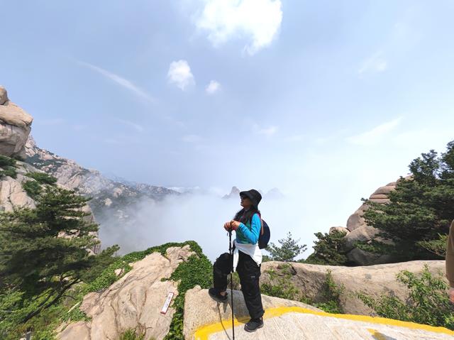 去爬崂山（仰口与太清两座山）
