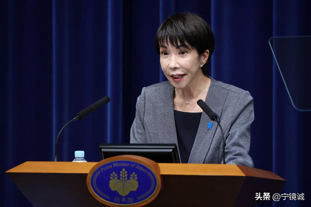 中国又获3国力挺，王毅罕见4字评价高市：日本右翼仍担心一事