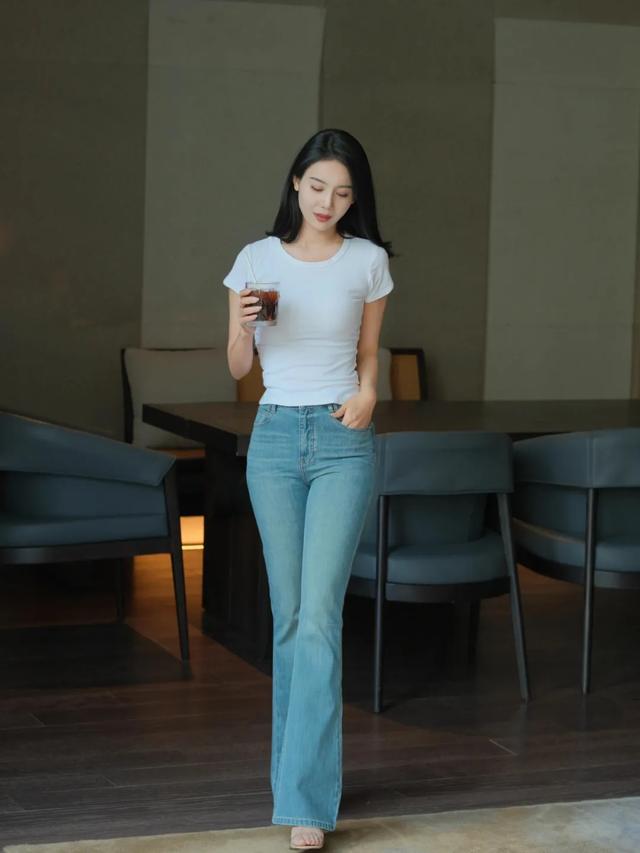 9个全身照拍照姿势，跟着拍，又高又瘦，拍照腿长、身材好