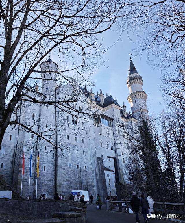 德国城堡之旅一，传奇君主的童话世界《新天鹅堡》