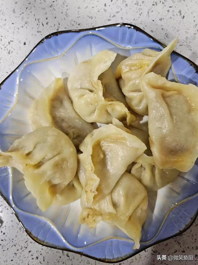 立秋吃饺子，一定要吃这馅，散寒除湿，温补脾胃，鲜嫩多汁太香了