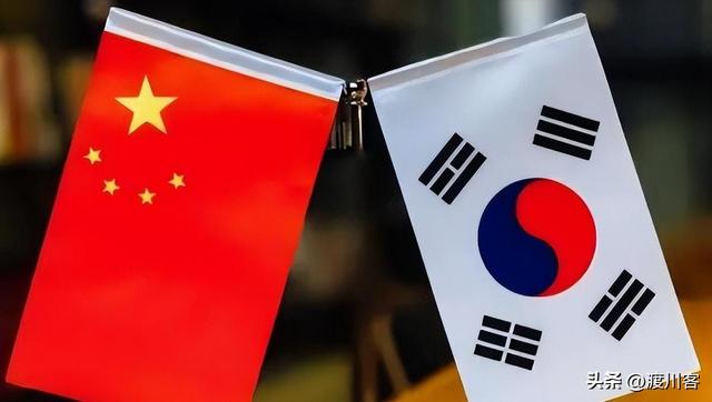 日本众议院正式解散！美财长当着全球的面，喊出高市最不想听的话