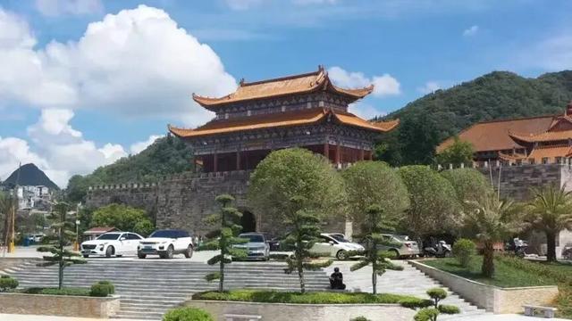 乘坐高铁至兴义南站的旅客，可享受这项旅游优惠→