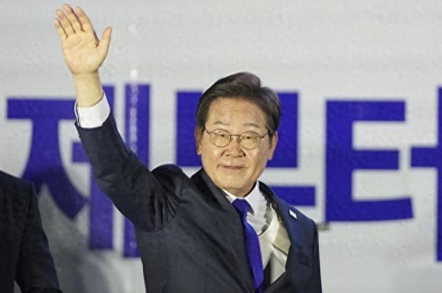 中方对韩国“一诺千金”，我外长送上“定心丸”，李在明拿到最想要的承诺，终于可以安心了