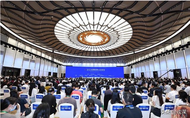 四川凭啥抢北上广风头？外国政要全来，熊猫不是唯一理由！