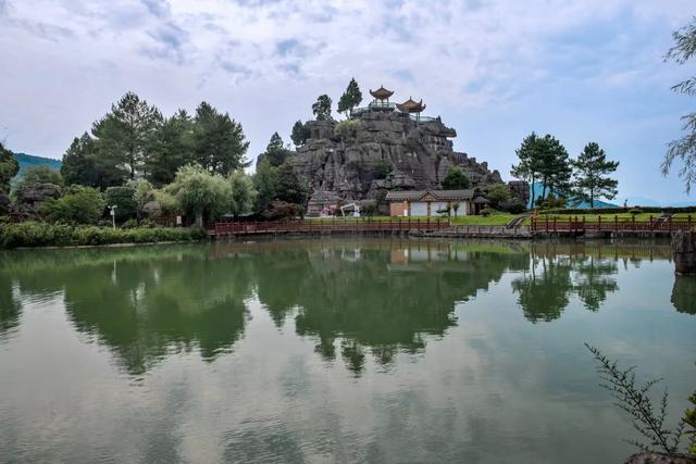 万盛石林,大自然的奇幻之旅