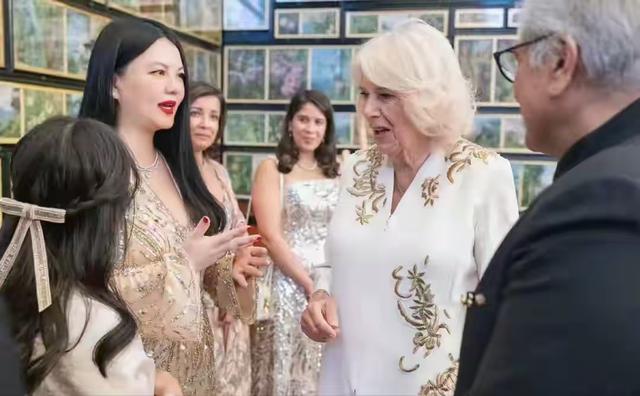 被禁止关注不到两天，李湘被扒底朝天，远不止高调炫富那么简单