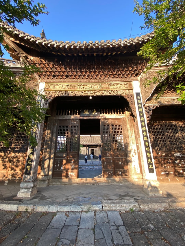 河南与陕西湖北交界处有个镇，被称为“小上海”，古建不输山西