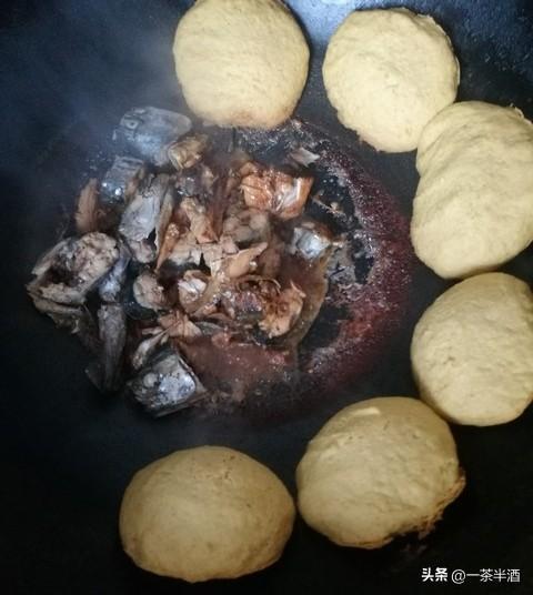 自驾车营地：山东威海荣成沿海床车房车免费露营地停车场自驾营地