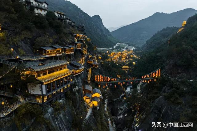 从“生态伤疤”到“仙侠世界”，江西这里的乡村为何火遍全球？