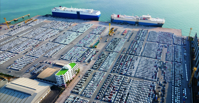 现实商战“爽文	”，从被卡脖子到掀桌子！是谁在求着中国做生意？