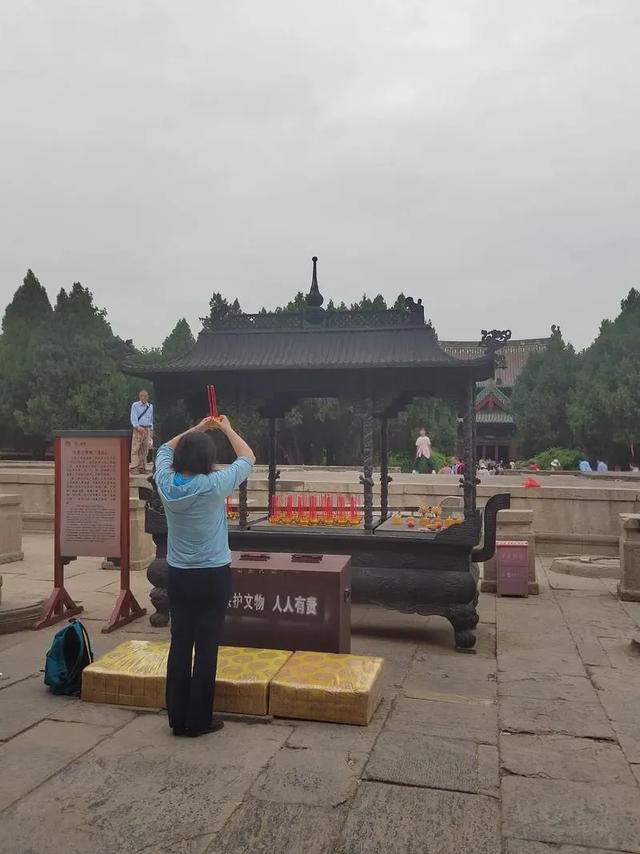 我是上海人，刚从河北正定回来，实在忍不住想说：对正定5点印象