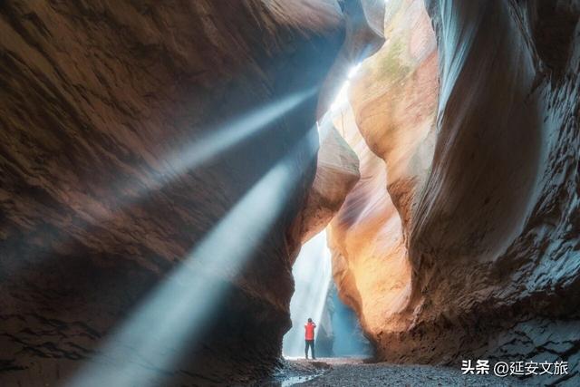 厉害了！甘泉大峡谷二次斩获《中国国家地理》青睐，峡谷与星空的组合绝了！