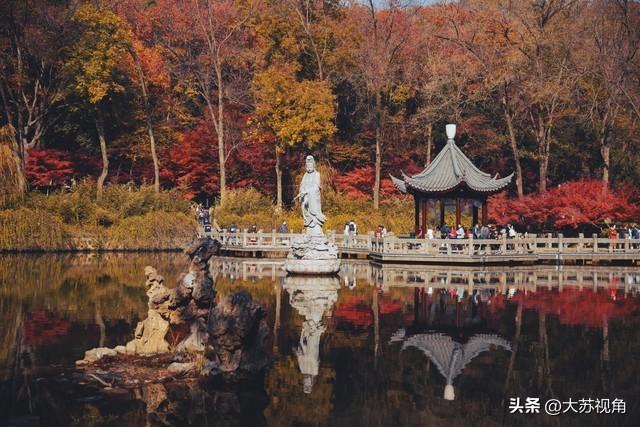 南京栖霞山冲进全国前3！乾隆题120首诗的山火了，不止红叶