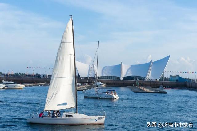济南出发坐火车去看海！最低只要 50 多！这些城市景美又好玩！