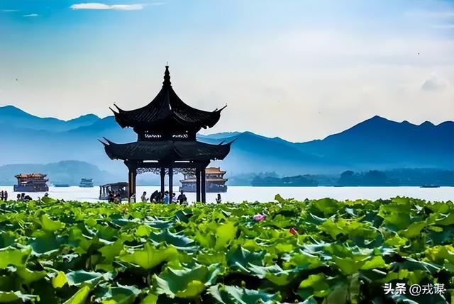 景区疯了？门票白送！这背后藏着年入千亿的狠招