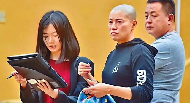 “风流尼姑”释智定落网记，白天贪墨钱财，晚上与和尚醉生梦死