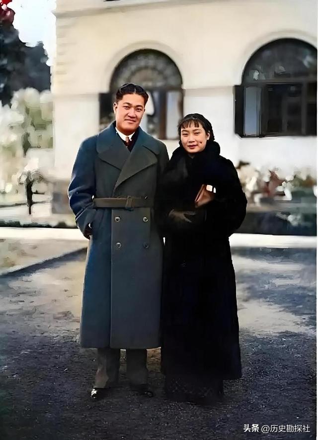 戴笠与胡蝶的真实影像，胡蝶一颦一笑妩媚动人，戴不怒自威
