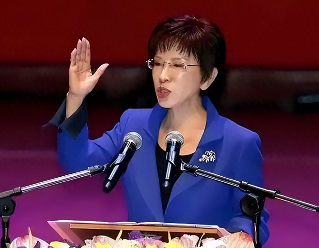 台胞参加九三阅兵，前脚刚落地北京，马上就送给赖清德一句话