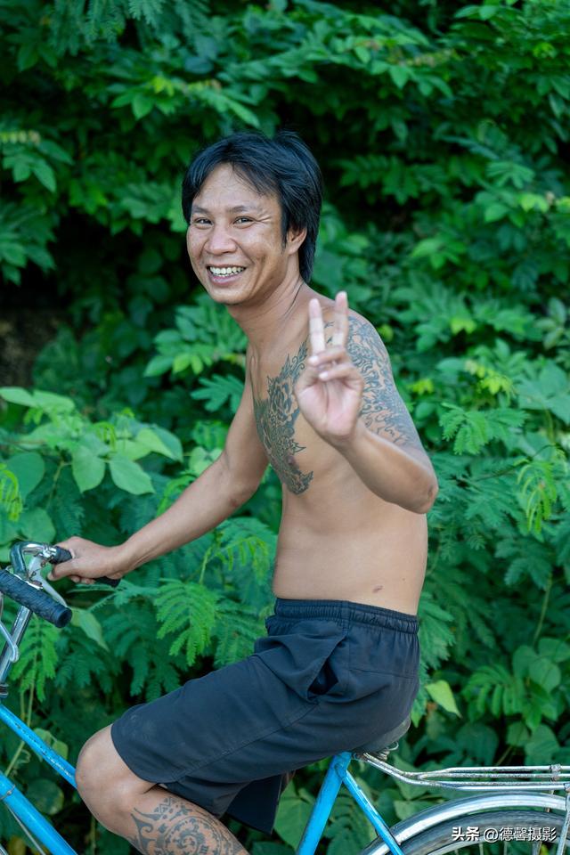 行摄越南，从南到北（11）——巨型渔网&纸花工艺&奥黛女放水灯