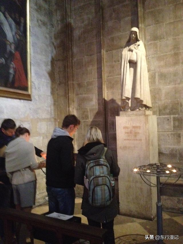 巴黎人气冠军竟不是卢浮宫和铁塔！而是这个“浴火重生”的景点