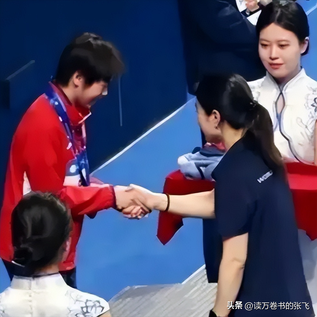 人民日报采访这次，郭晶晶只字未提全红婵，却给全红婵提了个醒