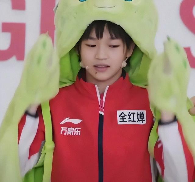 全红婵做梦也没想到，自己随手一个动作	，竟给王俊凯招来个大麻烦