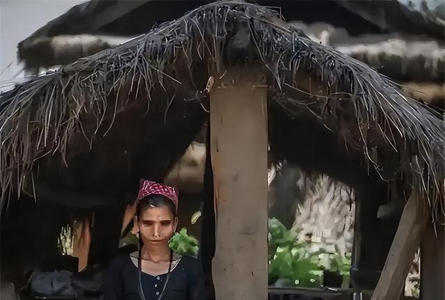 尼泊尔的月经羞辱：在这个国家，女人每个月都要被放逐一次