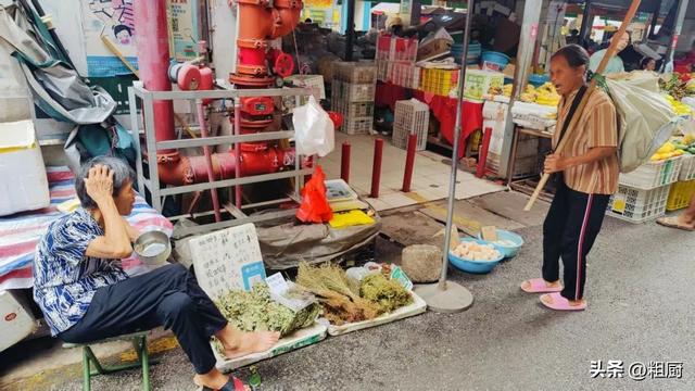 为了一碗生榨米粉，骑了20公里车，顺便向财神爷讨句八方来财。
