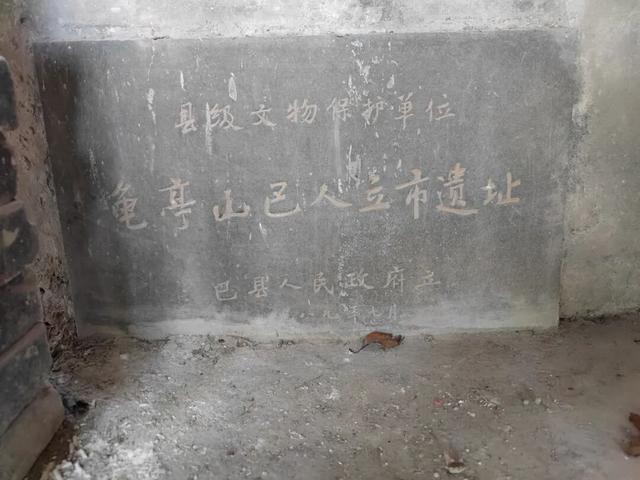 探索重庆大渡口孤岛，岛上有座千年古寺，相传是巴人立市交易之地