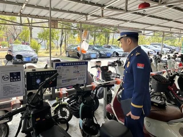 2月起，电动车、三轮车、四轮车上路“2禁3必查”，车主注意